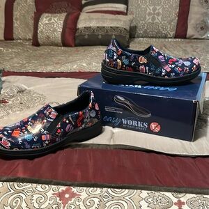 Easy Street Easy Works nurses shoes